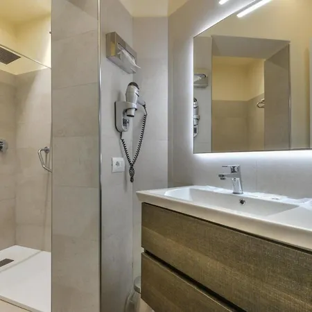On Elba In With Private Apartment *