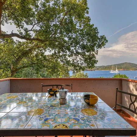 Apartment On Elba In With Private